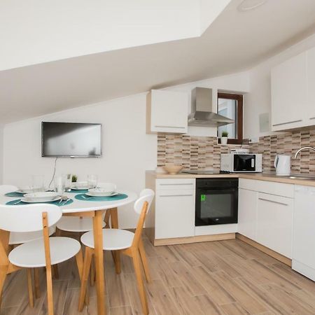 שיבניק Apartments Tonka מראה חיצוני תמונה